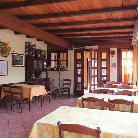 Fattoria Delle Rose Farmház *